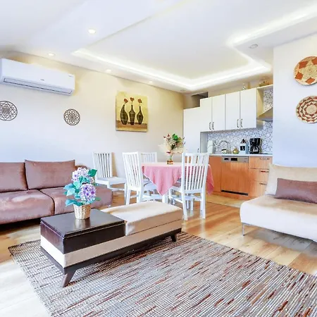 Apartment Peaceful Flat With Adalar View, Balcony And Terrace In Maltepe Istanbul